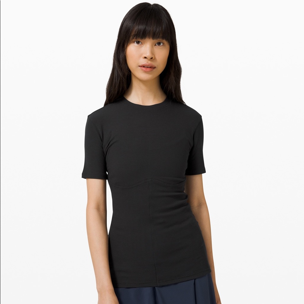 Lululemon LA Tight Short Sleeve Tee (8)